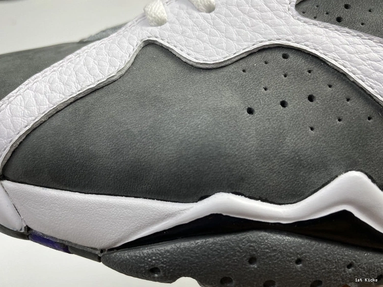 (2021) 7 Flint   Jordan Retro CU9307-100 0302